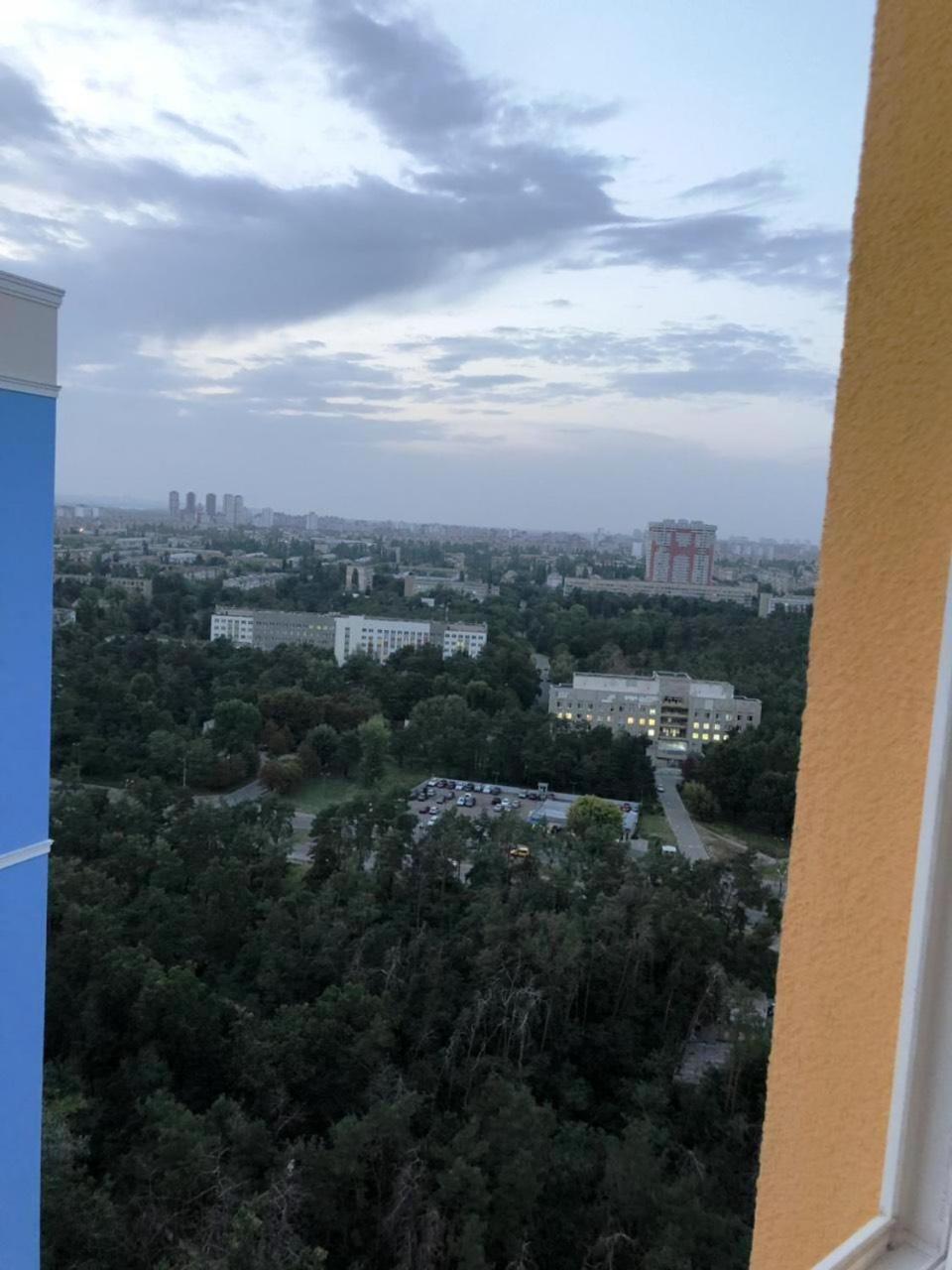 Квартира Парковые Озера Kyiv Exterior photo