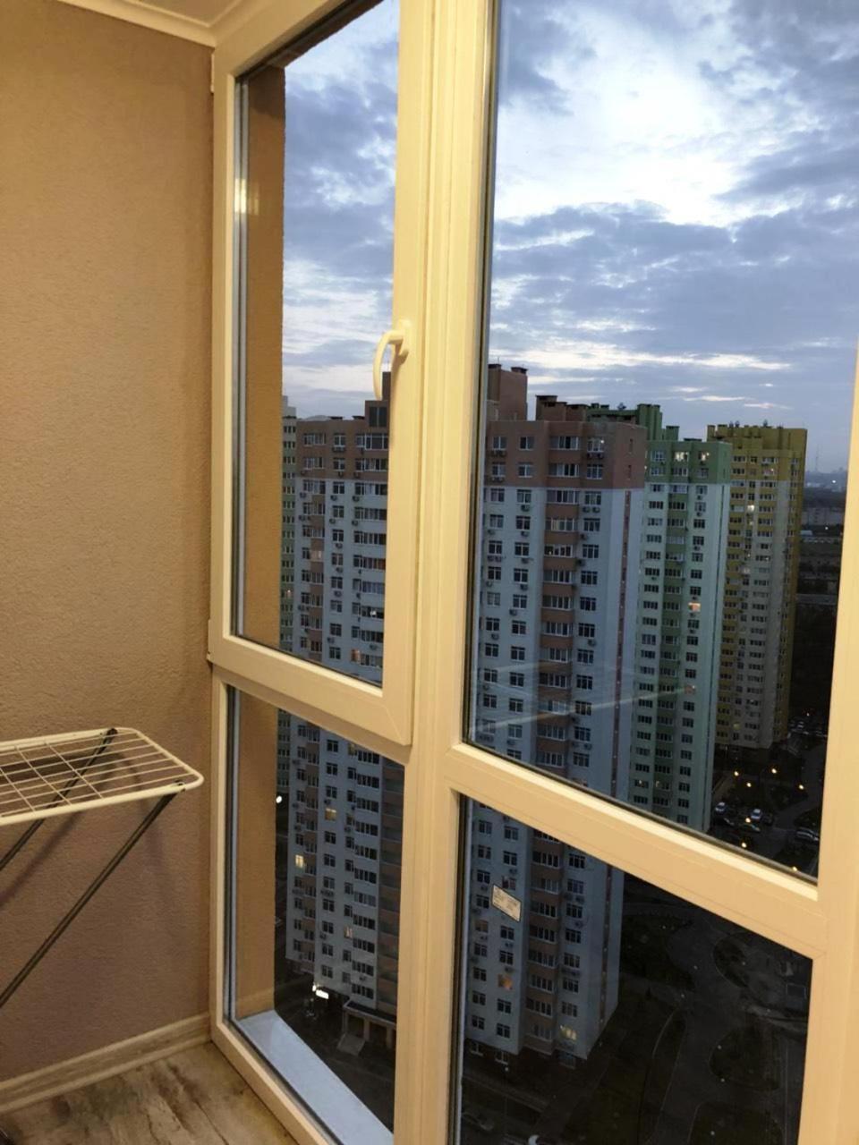 Квартира Парковые Озера Kyiv Exterior photo